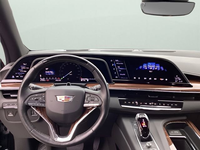 Used 2024 Cadillac Escalade ESV Premium Luxury image 14