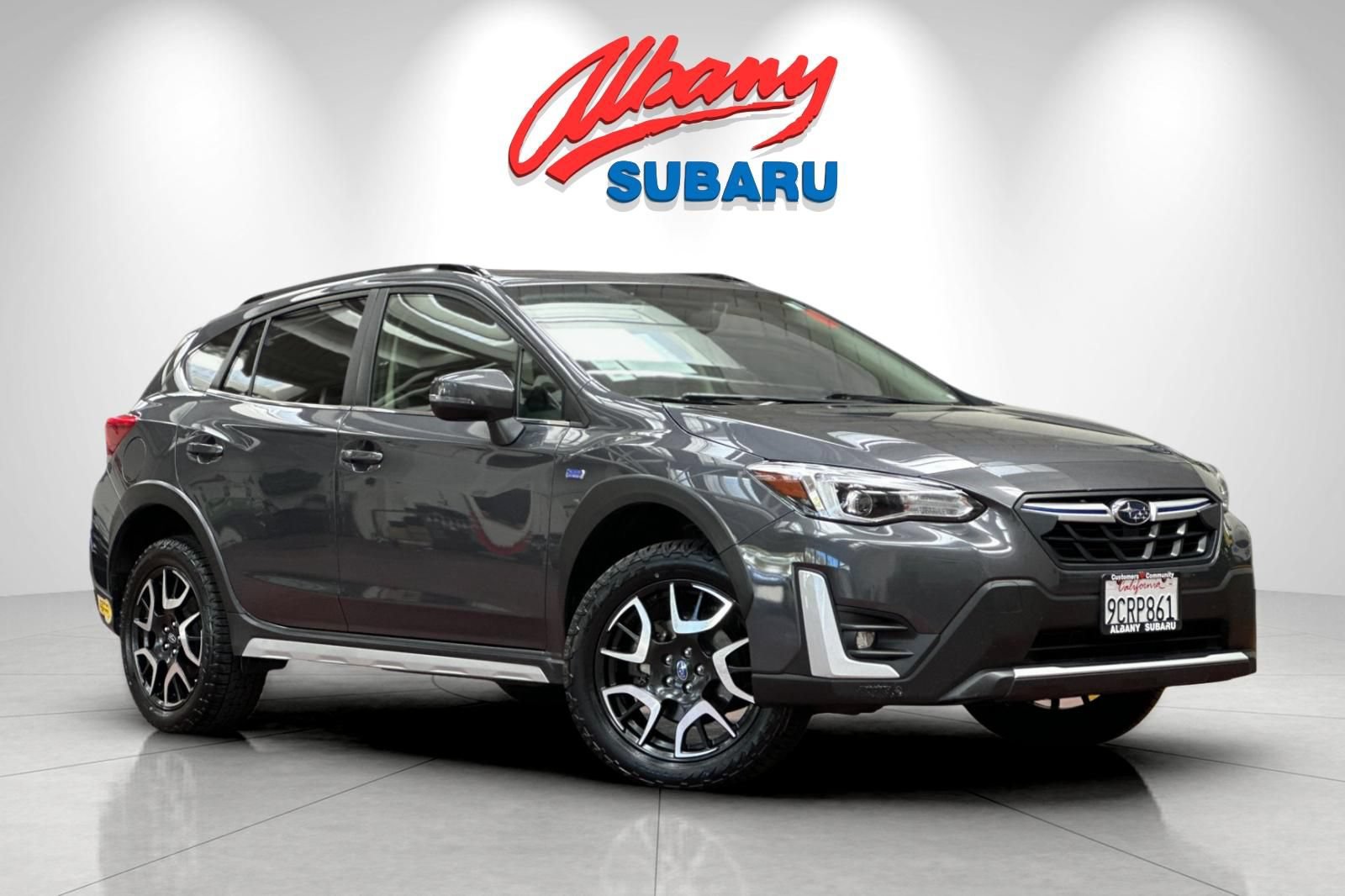 Used 2023 Subaru Crosstrek Hybrid AWD/4WD image 2