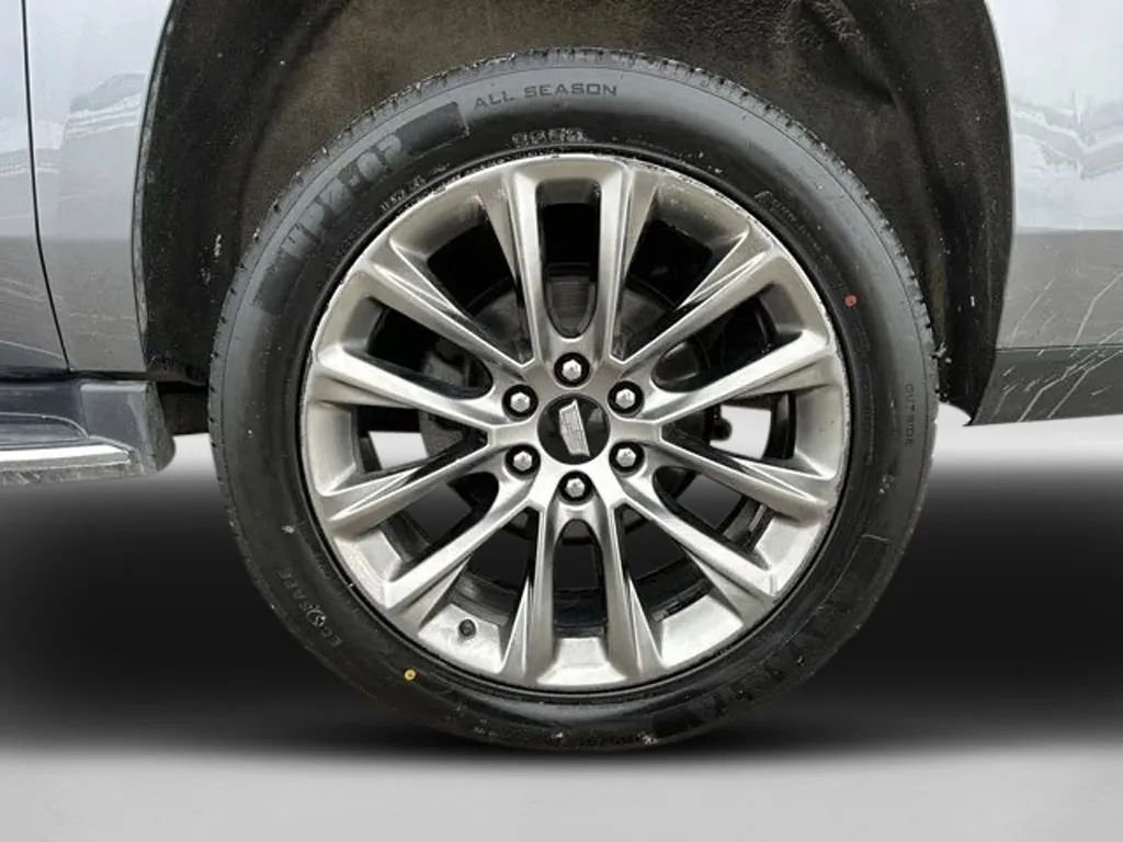 Used 2020 Cadillac Escalade ESV Luxury w/ Escalade Sport Edition image 35