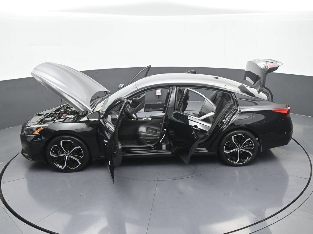 Used 2024 Nissan Altima 2.5 SR FWD image 61