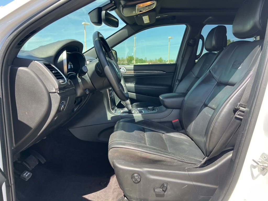 Used 2018 Jeep Grand Cherokee Overland image 9