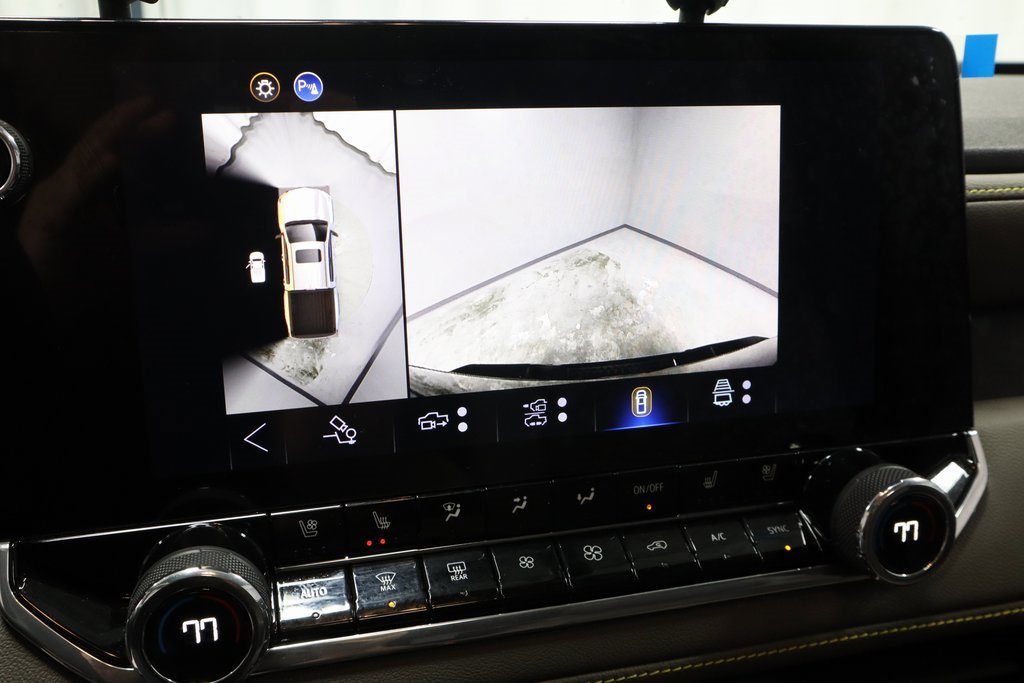 Used 2026 Chevrolet Colorado ZR2 w/ Technology Package image 3