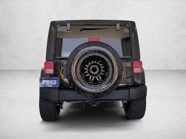 Used 2012 Jeep Wrangler Unlimited Rubicon w/ Connectivity Group AWD/4WD image 7