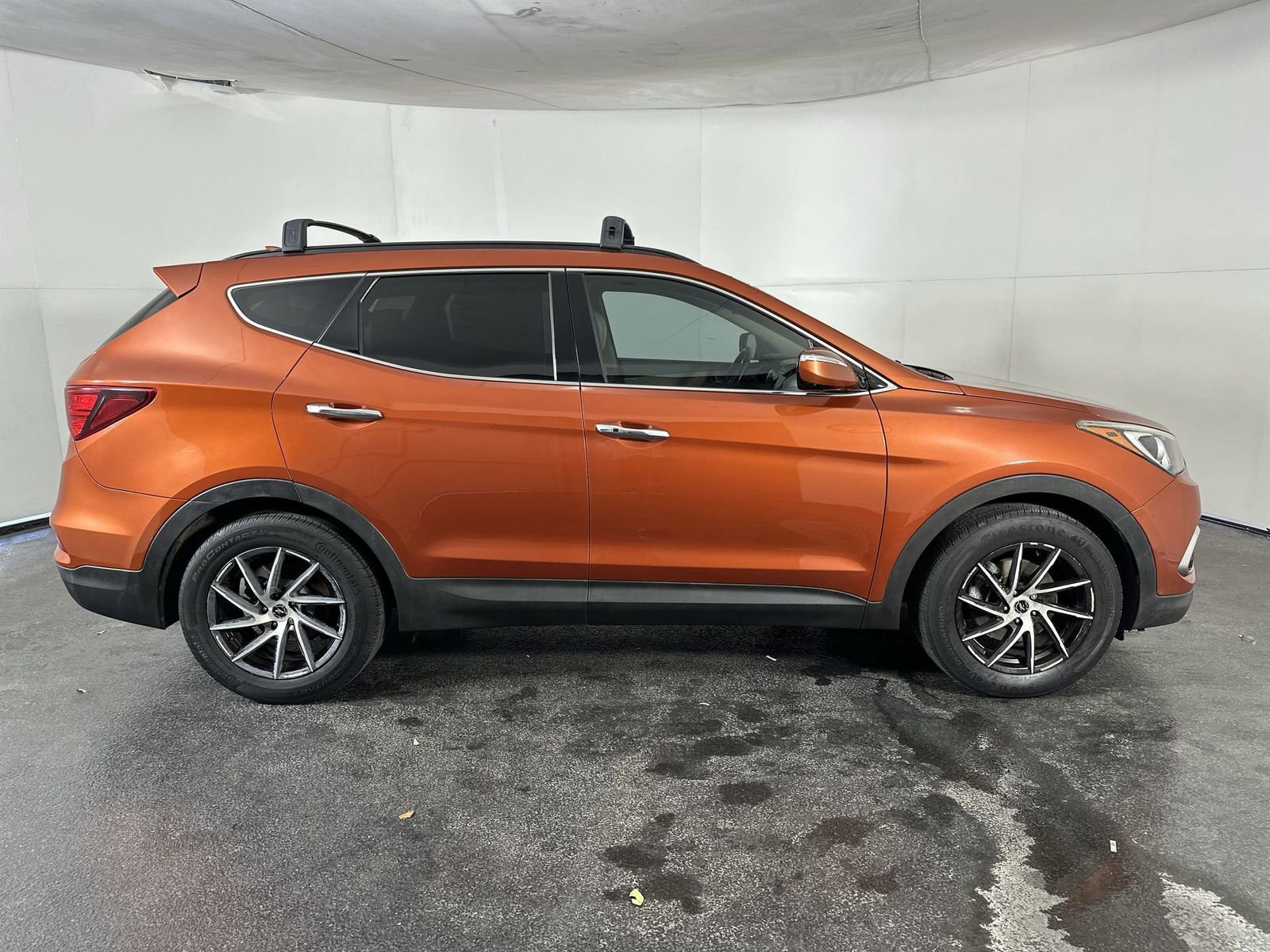 Used 2017 Hyundai Santa Fe Sport w/ 2.4L Tech Package 04 FWD image 9
