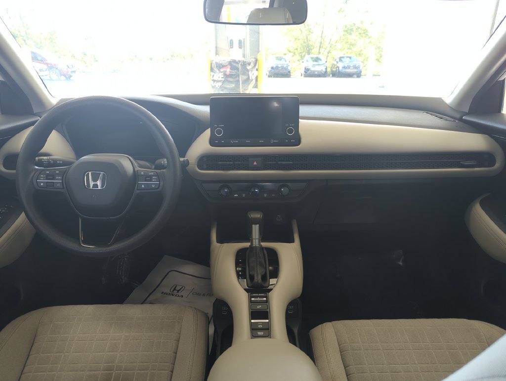 Used 2024 Honda HR-V LX image 14