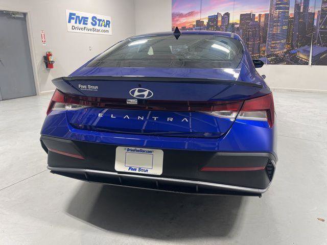 New 2026 Hyundai Elantra Sport image 25