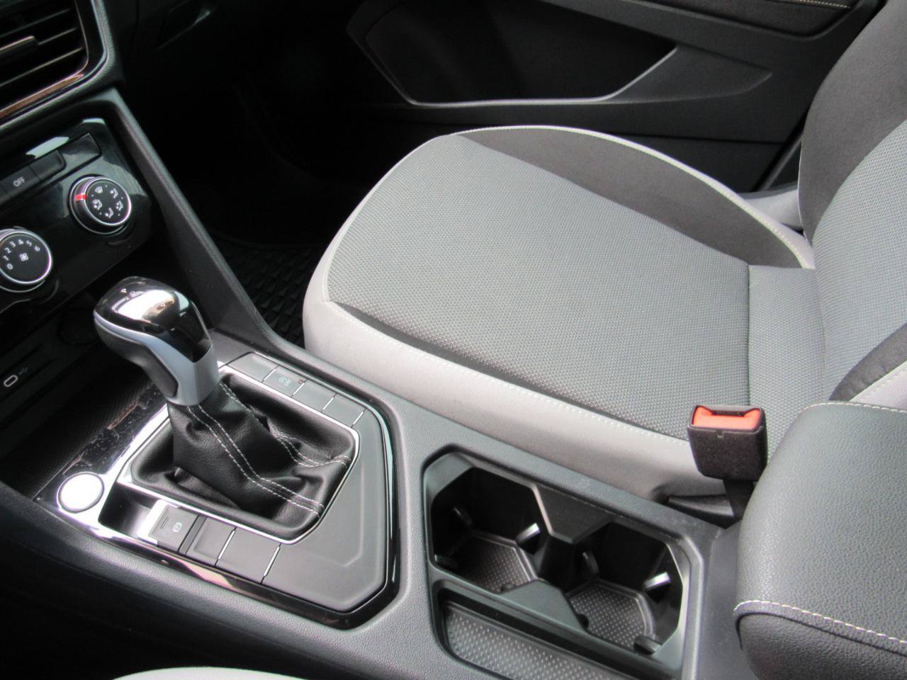Used 2024 Volkswagen Taos S FWD image 7