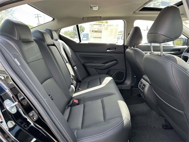 New 2025 Nissan Altima 2.5 SL image 11