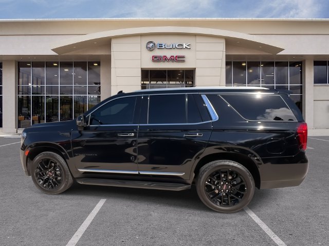 Used 2023 GMC Yukon SLT w/ SLT Premium Package RWD image 9