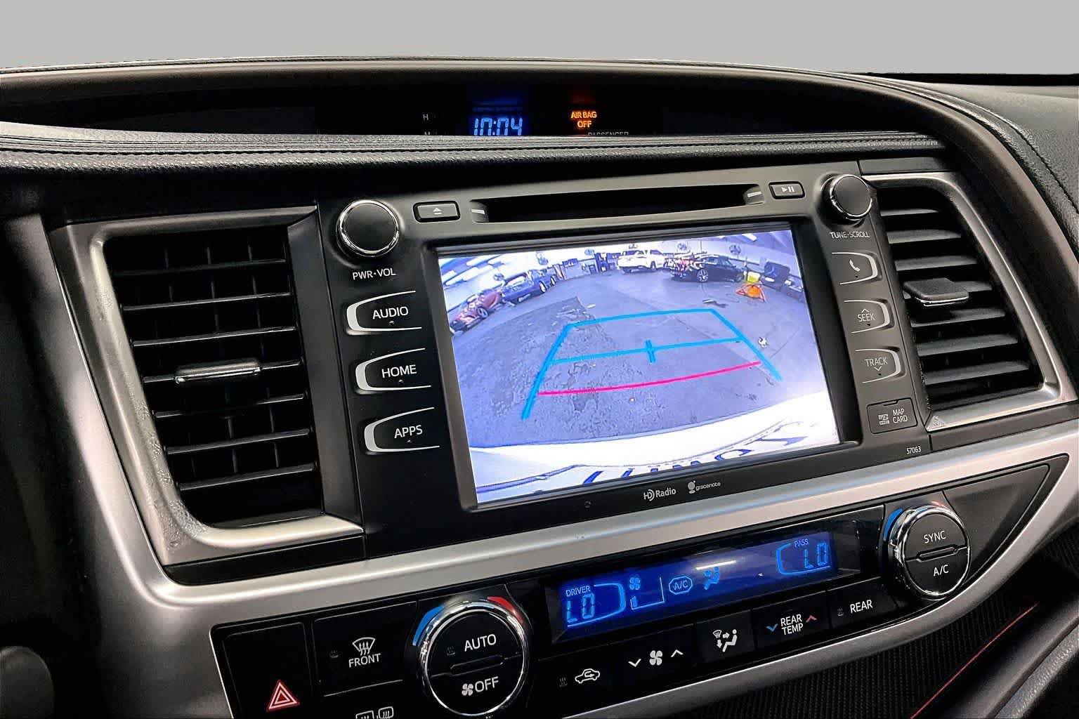 Used 2015 Toyota Highlander XLE AWD/4WD image 26