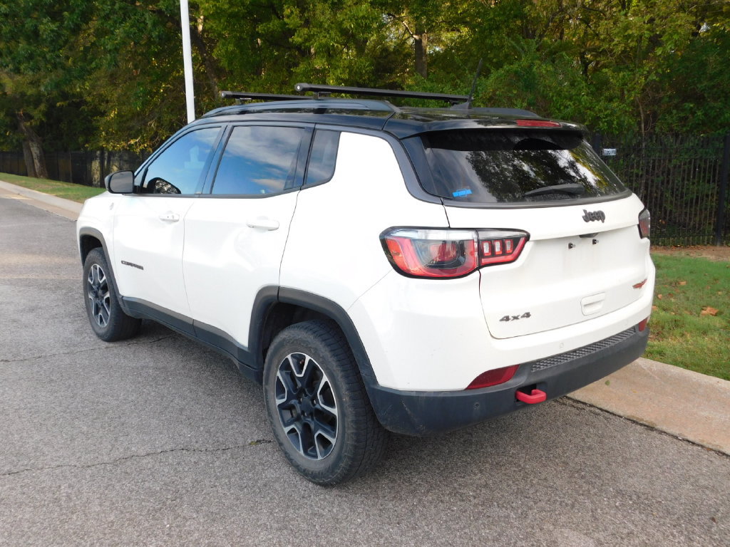 Used 2019 Jeep Compass Trailhawk w/ Leather Interior Group AWD/4WD image 9