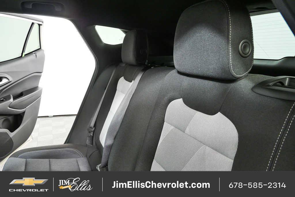 New 2026 Chevrolet Trax RS w/ Sunroof Package FWD image 19