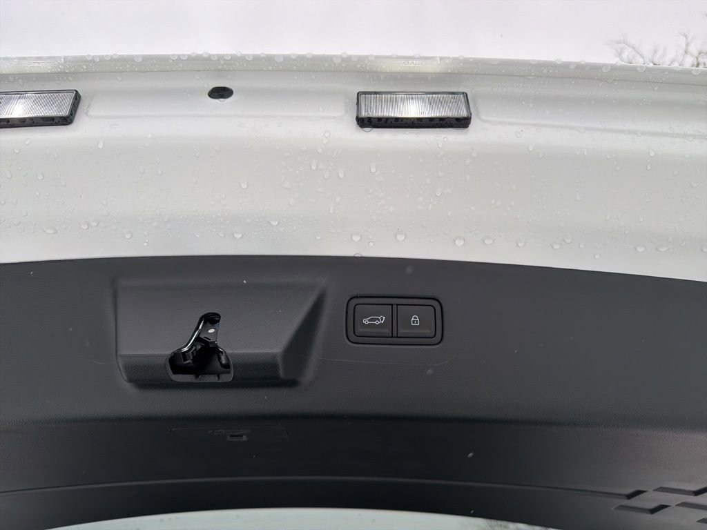 New 2026 Hyundai Santa Fe SE image 21