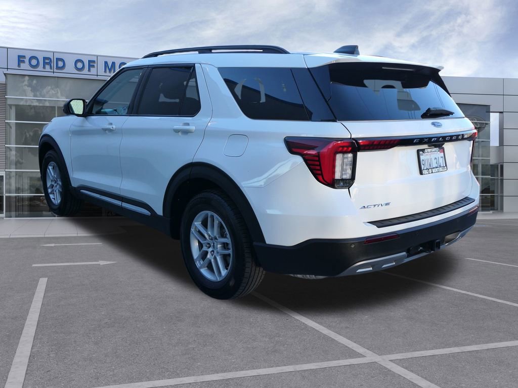 Used 2025 Ford Explorer Active w/ Active Comfort Package image 7