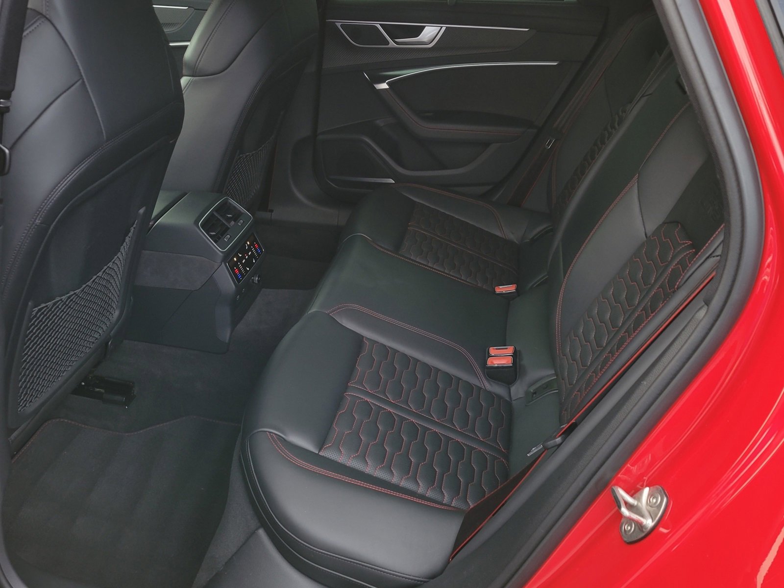 Used 2022 Audi RS 6 image 8