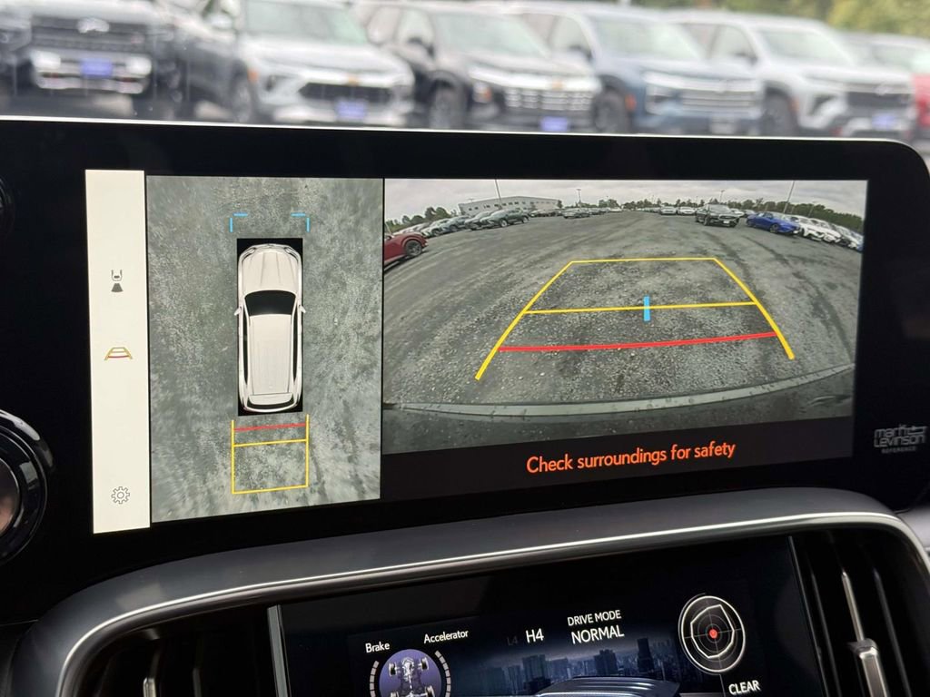 Used 2025 Lexus LX 700h Overtrail image 13