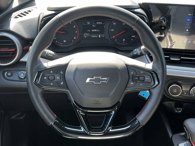 Used 2024 Chevrolet Trax RS w/ Driver Confidence Package FWD image 14
