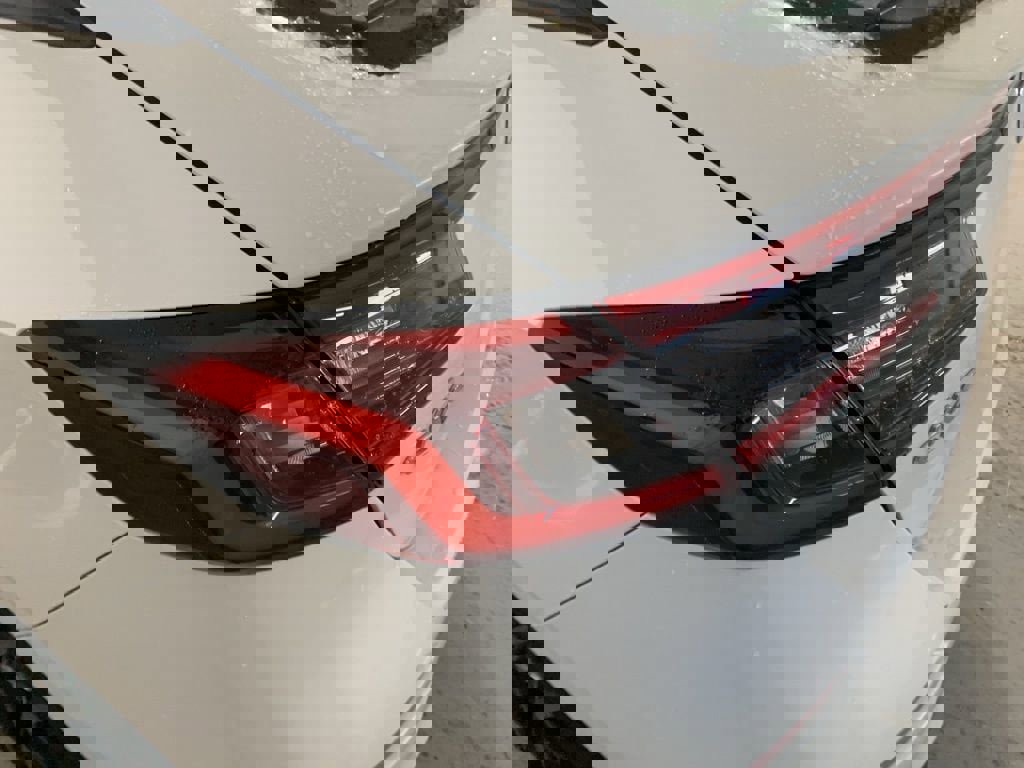 Used 2023 Honda Civic Sport image 10