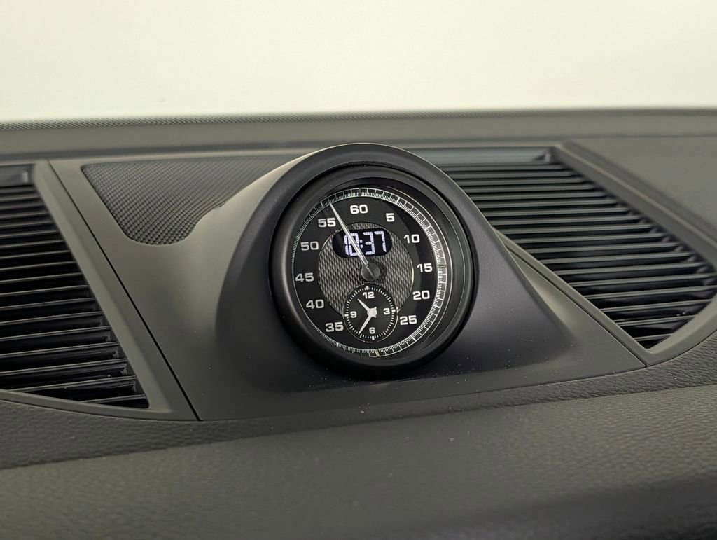 New 2026 Porsche Macan image 33