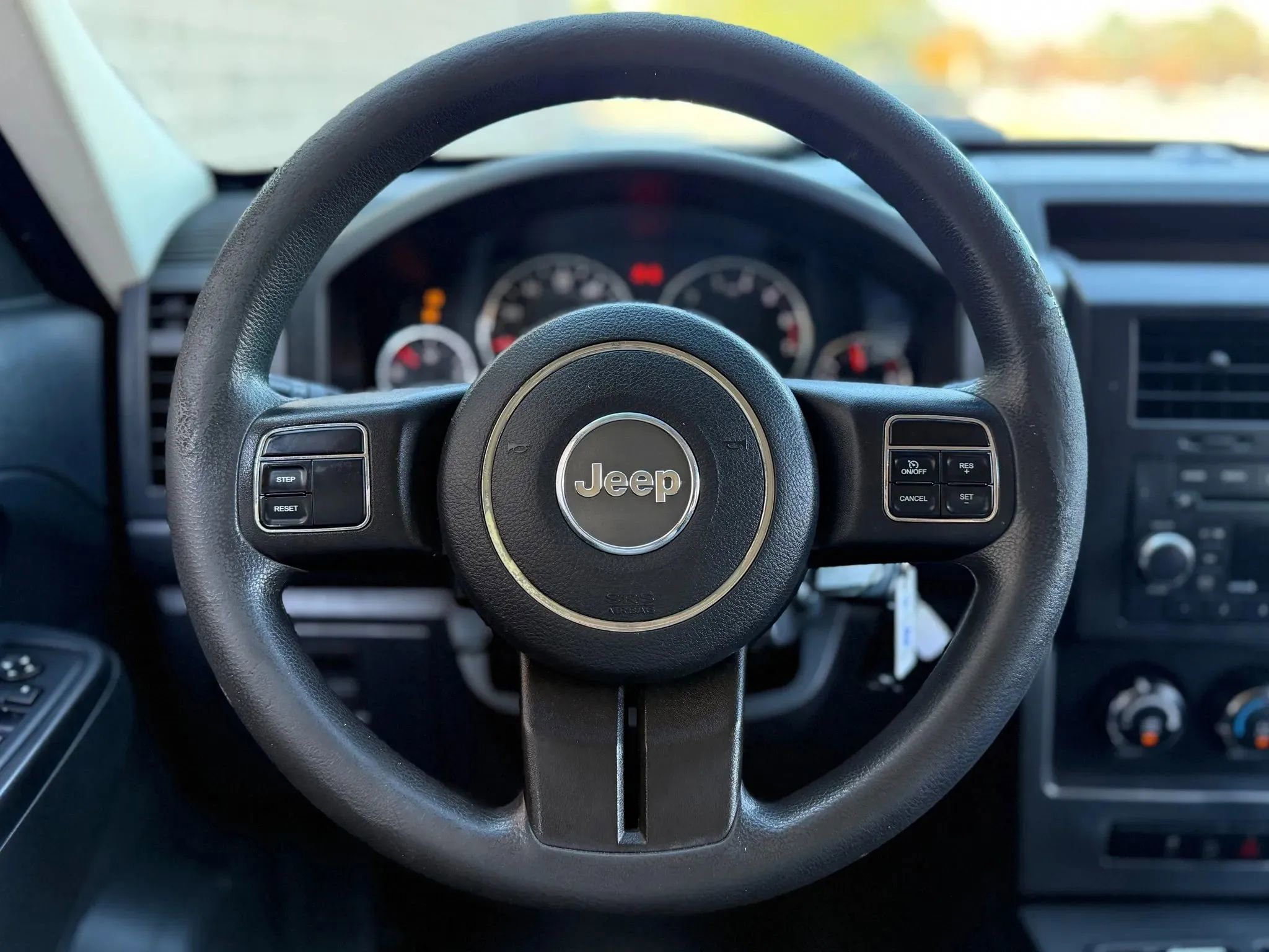 Used 2011 Jeep Liberty Sport image 24