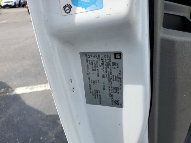 Used 2018 Chevrolet Express 2500 RWD image 29