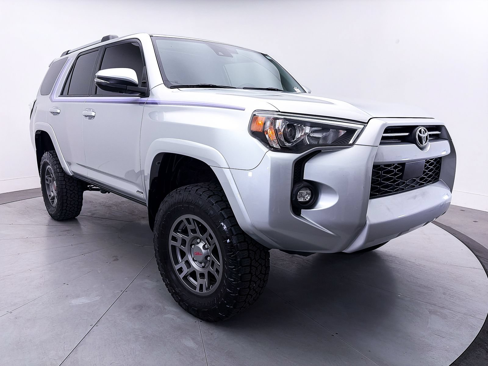 Used 2022 Toyota 4Runner SR5 Premium w/ Moonroof Package AWD/4WD image 12
