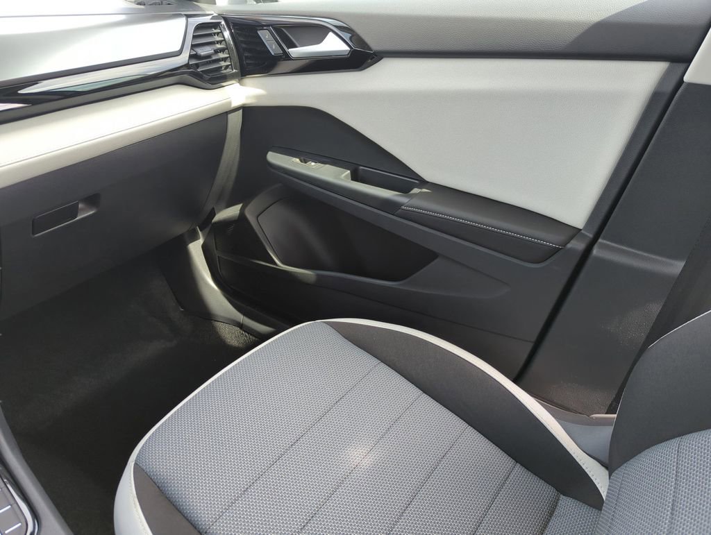 New 2026 Volkswagen Taos S image 26