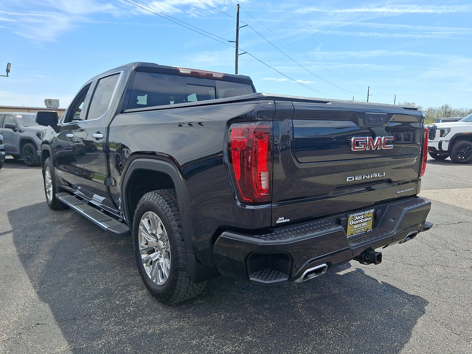 Used 2026 GMC Sierra 1500 Denali w/ Technology Package AWD/4WD image 6