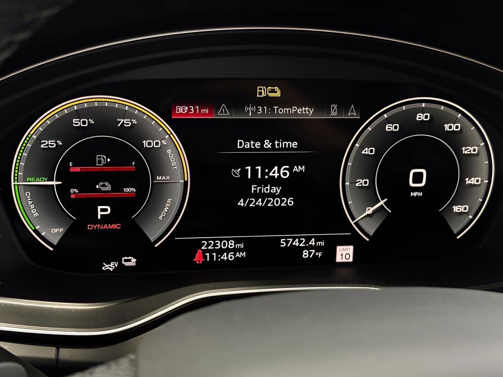Used 2025 Audi Q5 e Premium Plus w/ Premium Plus Package AWD/4WD image 15