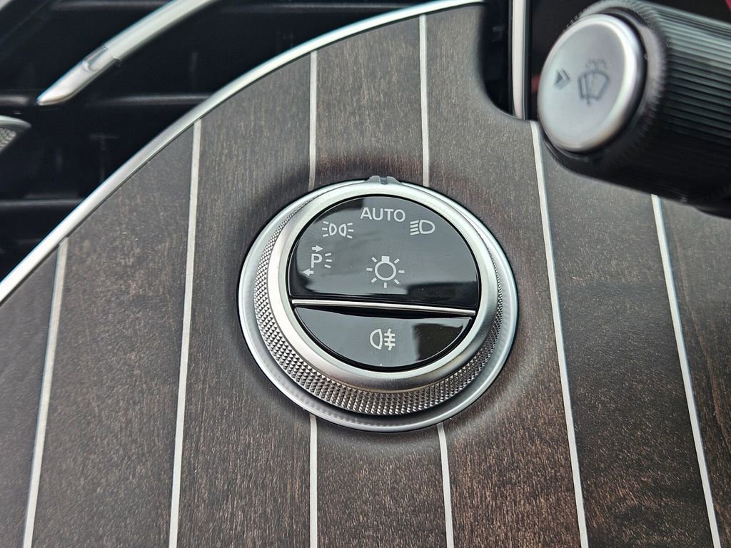 New 2026 Mercedes-Benz E 350 4MATIC Sedan image 22