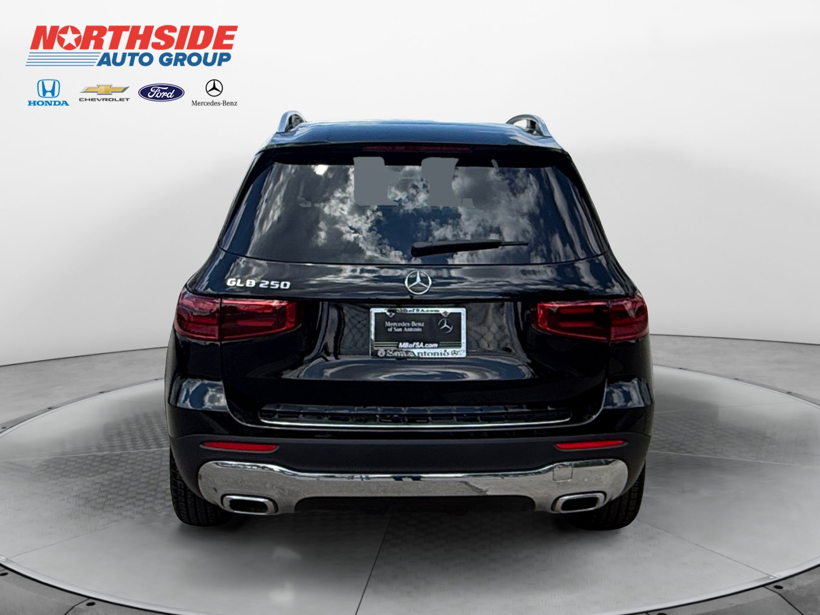 Used 2026 Mercedes-Benz GLB 250 image 6
