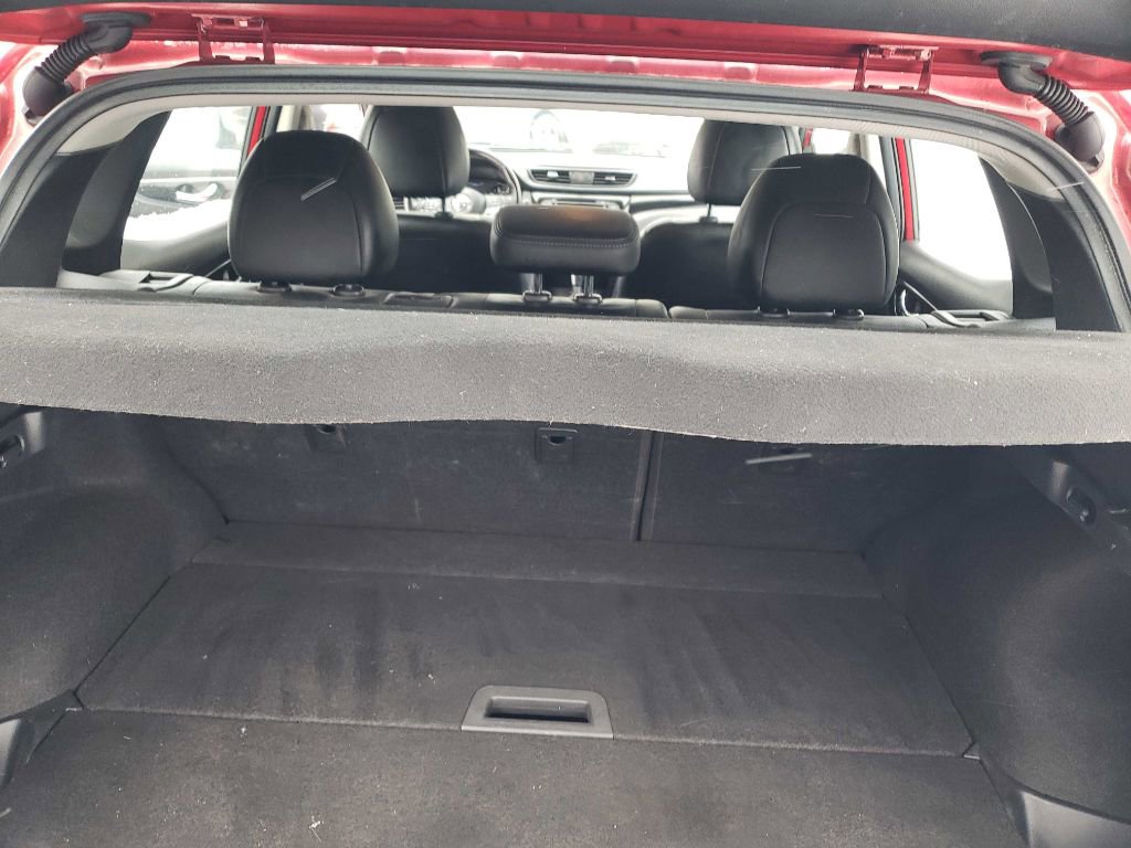 Used 2017 Nissan Rogue Sport SL image 25