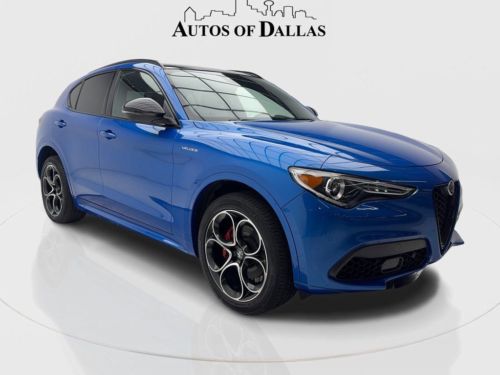 Used 2023 Alfa Romeo Stelvio Veloce image 2
