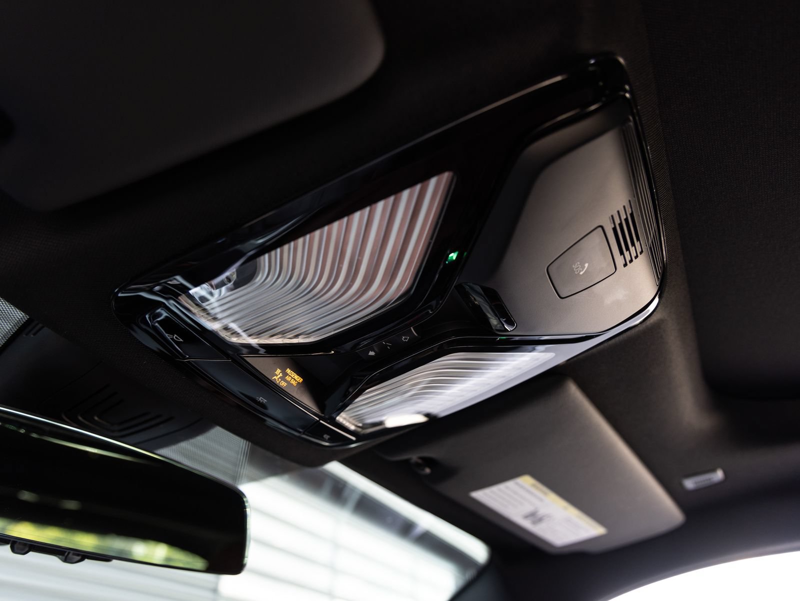 Used 2022 BMW M4 Coupe w/ Executive Package RWD image 15