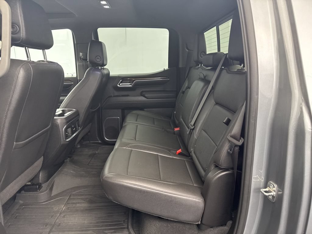 Used 2024 GMC Sierra 1500 Elevation w/ Elevation Premium Package AWD/4WD image 13