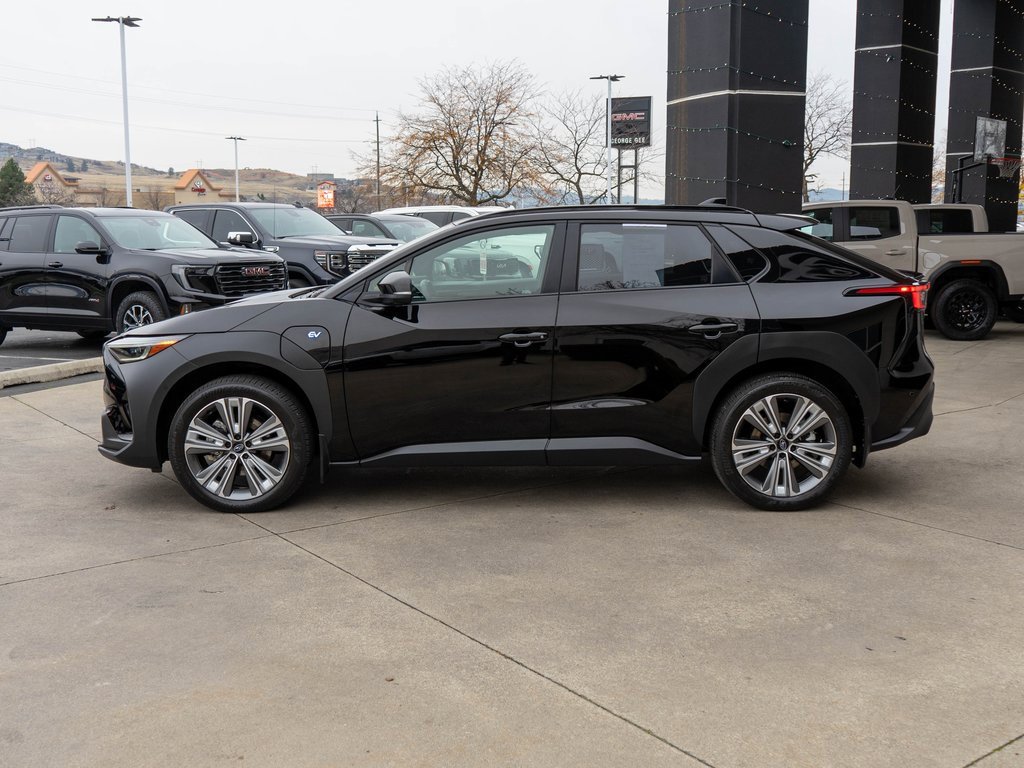 Used 2024 Subaru Solterra Limited w/ Limited Package image 4