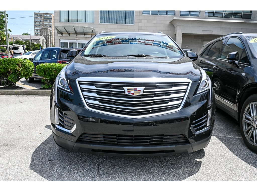 Used 2019 Cadillac XT5 Luxury FWD image 3