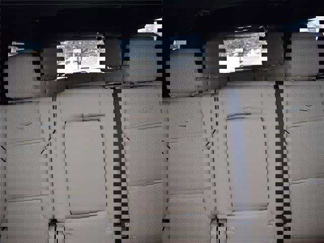 Used 2022 Cadillac Escalade Premium Luxury w/ Touring Package image 29