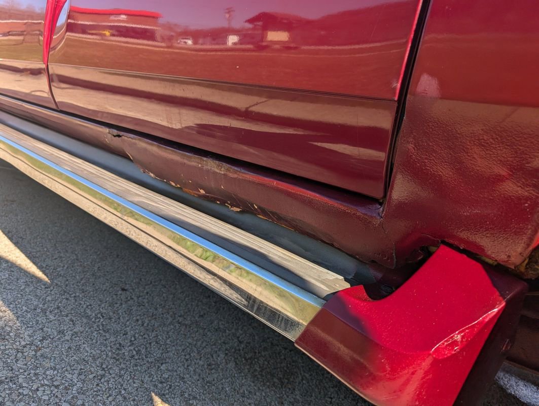 Used 2005 Cadillac Escalade EXT image 40