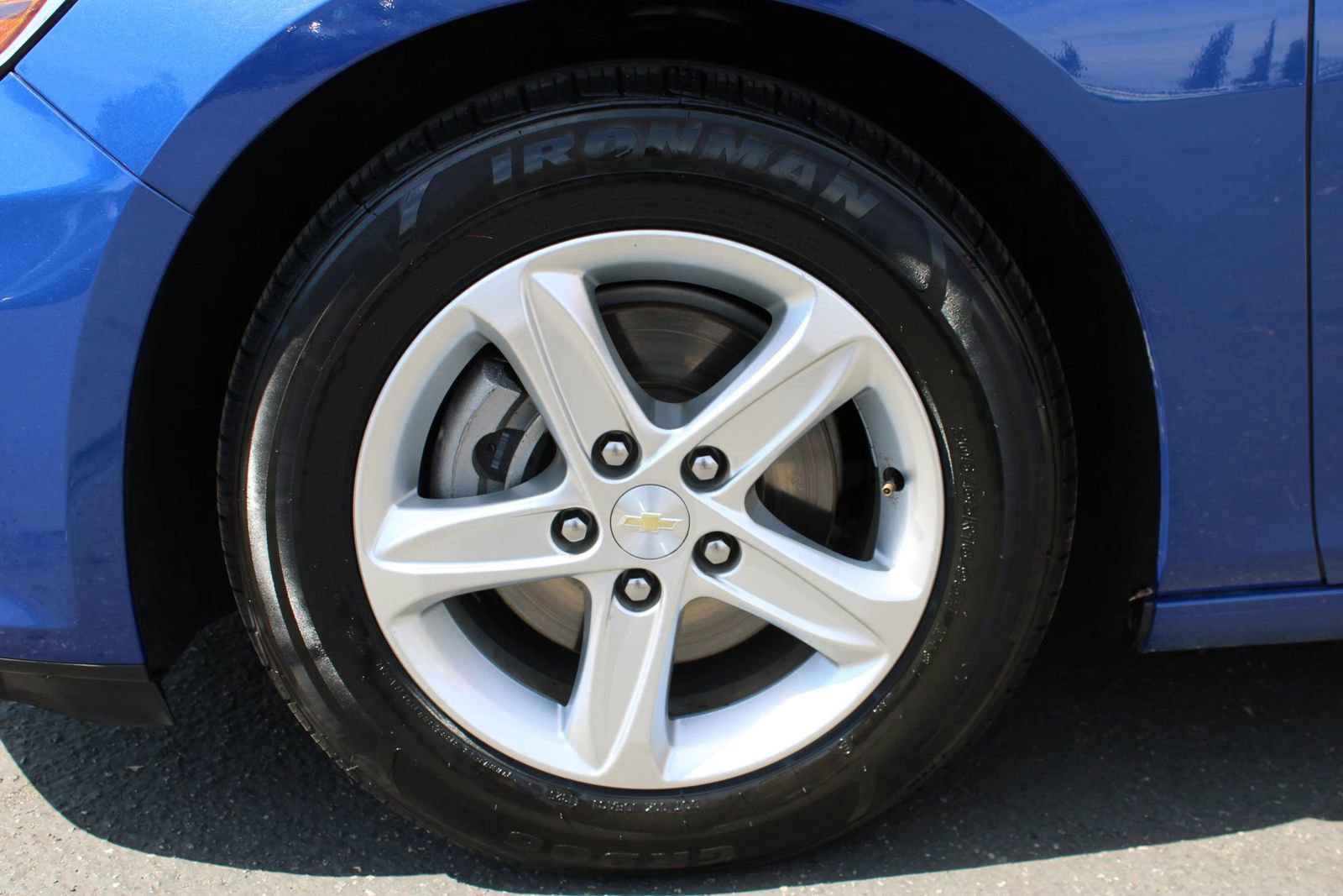 Used 2023 Chevrolet Malibu LS image 8