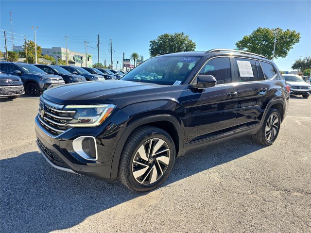 Used 2024 Volkswagen Atlas SE FWD image 8