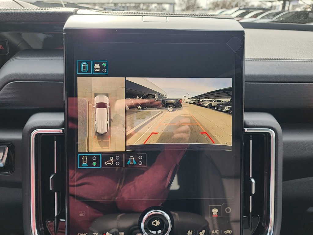 New 2026 GMC Yukon XL Denali w/ Sun & Power Step Package image 31