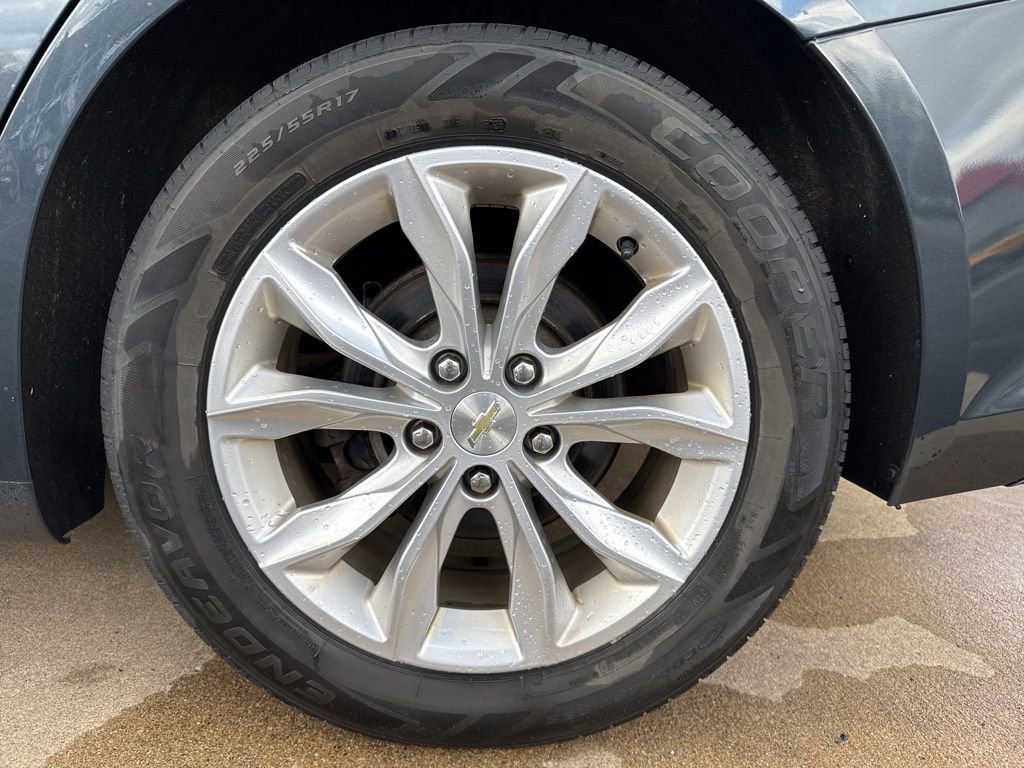 Used 2019 Chevrolet Malibu LT FWD image 26