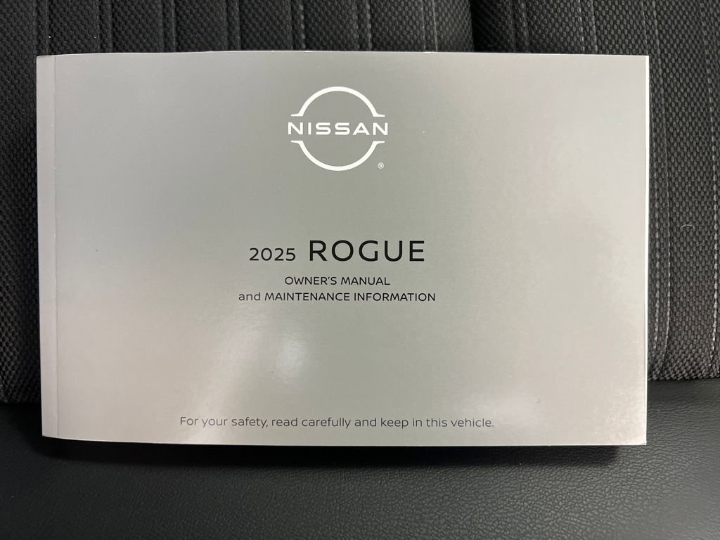Used 2025 Nissan Rogue SV image 27