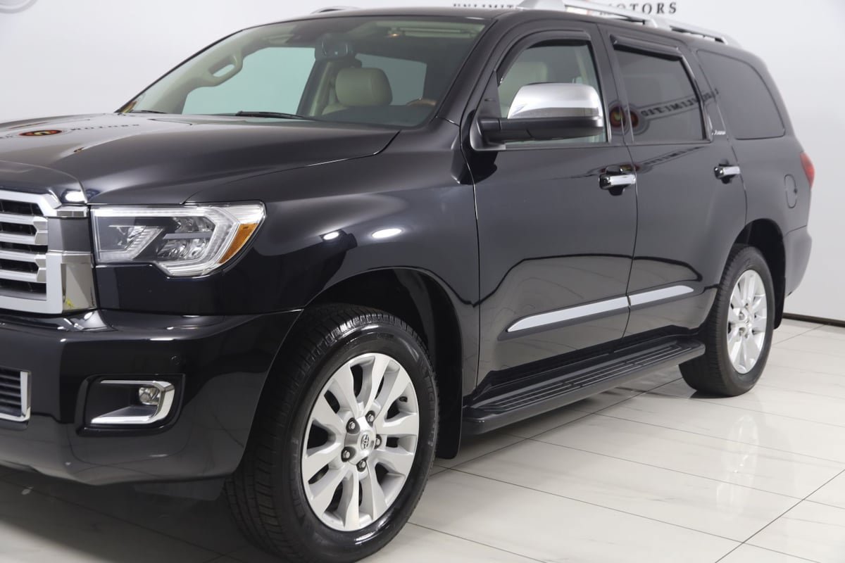 Used 2020 Toyota Sequoia Platinum AWD/4WD image 56