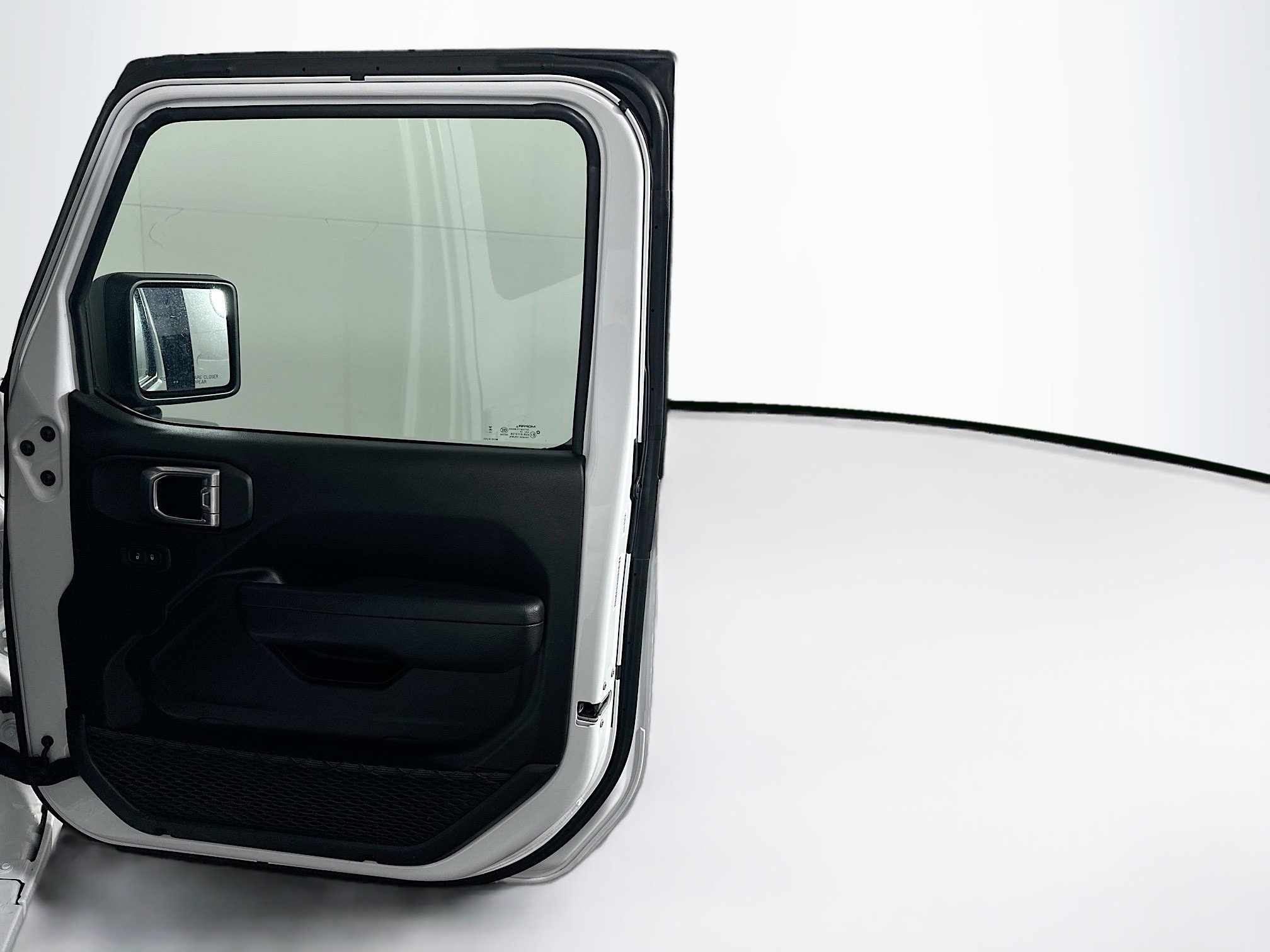 Used 2025 Jeep Wrangler Sport S image 31