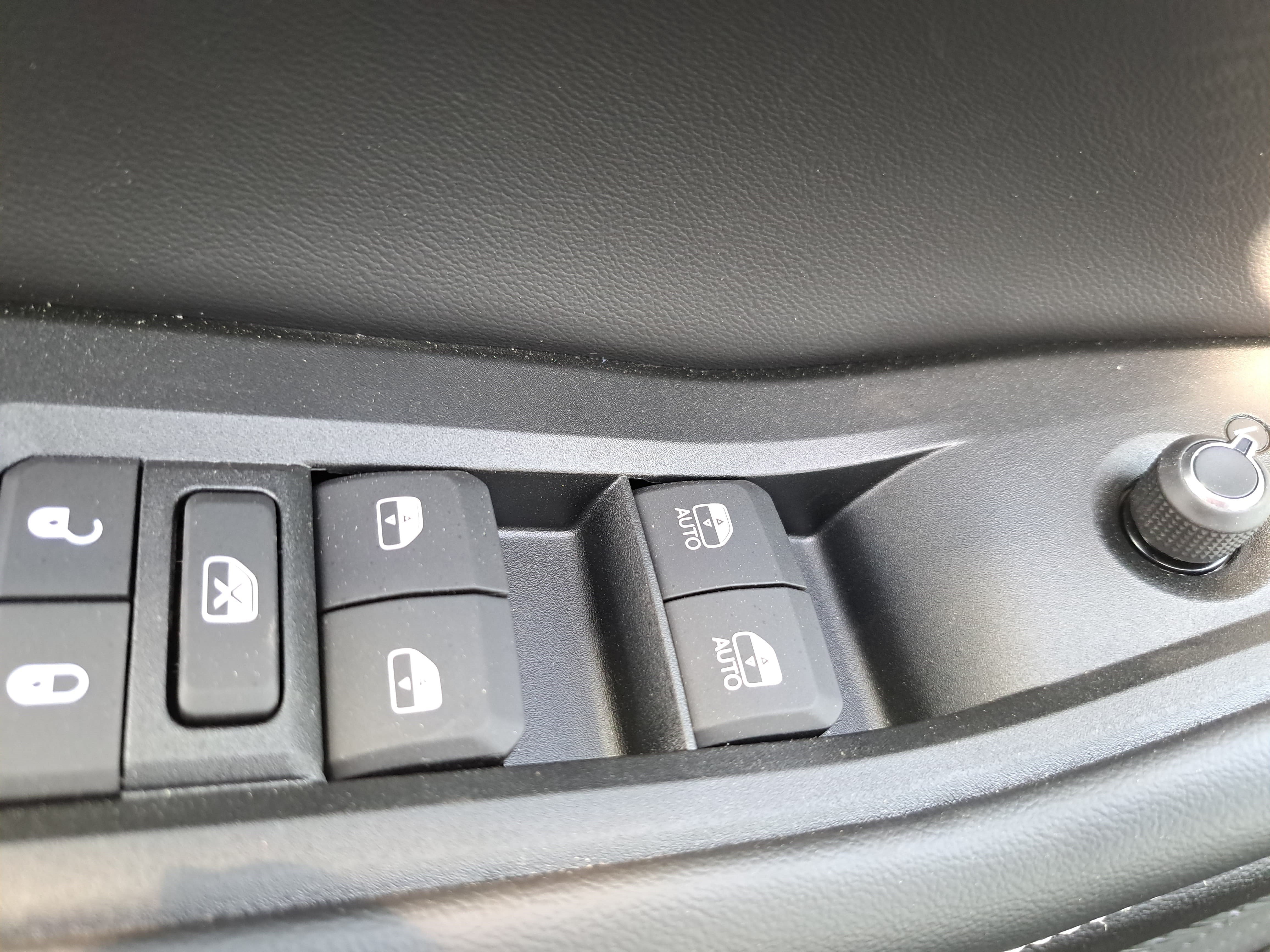 New 2026 Jeep Grand Cherokee Altitude AWD/4WD image 27