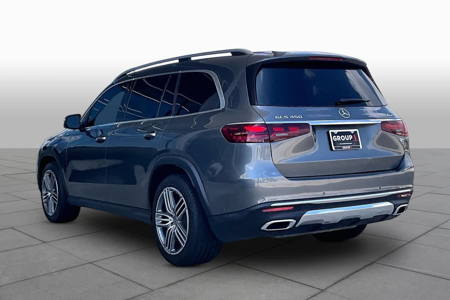 Used 2024 Mercedes-Benz GLS 450 4MATIC image 12