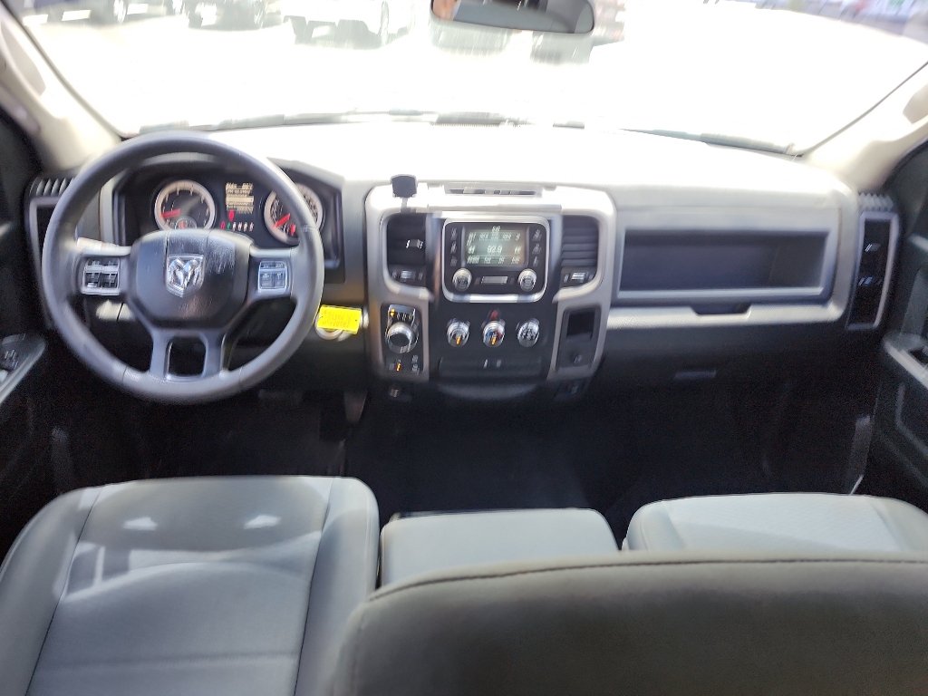 Used 2018 RAM 1500 Express AWD/4WD image 14