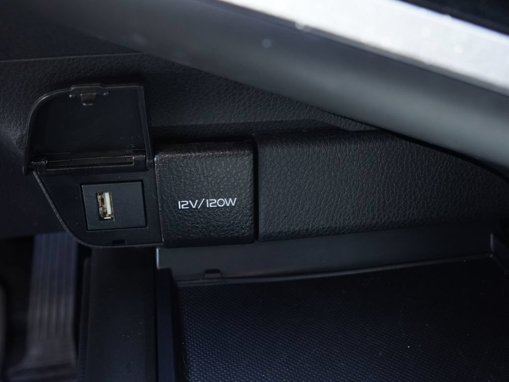 Used 2024 Toyota Camry SE FWD image 16